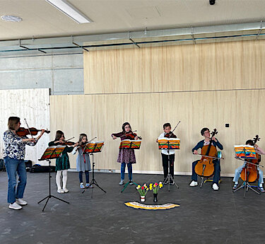Streicher-AG in der Laurenzer Grundschule